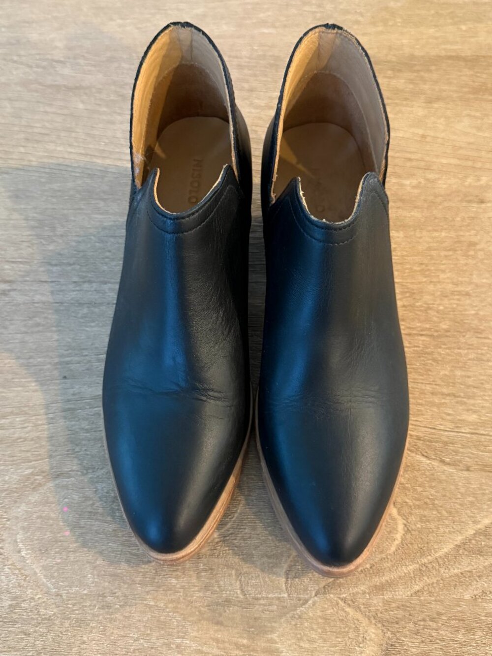 Nisolo Mia Everyday Ankle Bootie